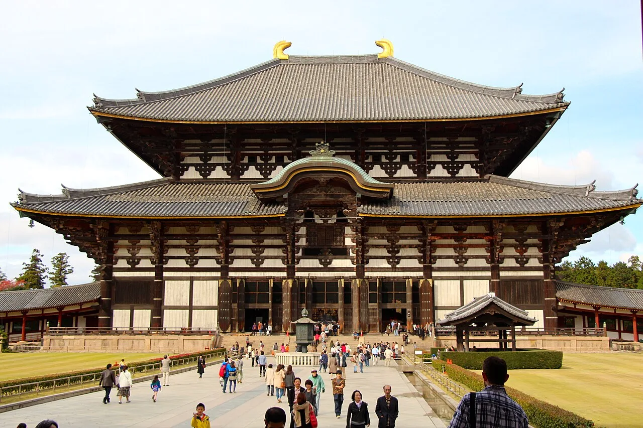 Great Buddha Hall, Todai-ji in Nara